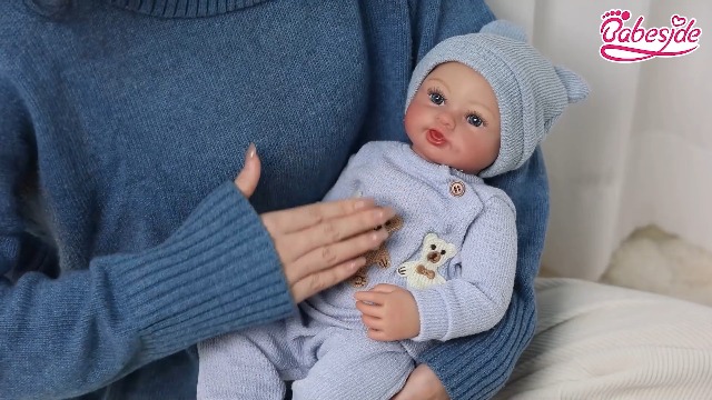 Amazon.com: BABESIDE Realistic Reborn Baby Dolls Boy - Ailsa 17